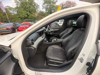 MERCEDES-BENZ E CLASS 2.0 E220d AMG Line (Premium) Saloon 4dr Diesel G-Tronic+ Euro 6 