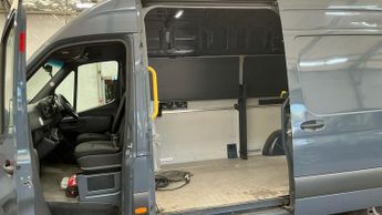 MERCEDES-BENZ eSprinter 55kWh Progressive Panel Van 5dr Electric Auto FWD L2 H2 20kW Cha