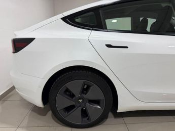 TESLA Model 3 (Dual Motor) Long Range Saloon 4dr Electric Auto 4WDE (346 ps)