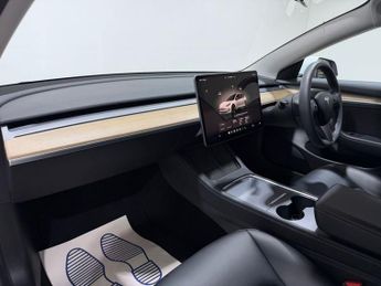 TESLA Model 3 (Dual Motor) Long Range Saloon 4dr Electric Auto 4WDE (346 ps)