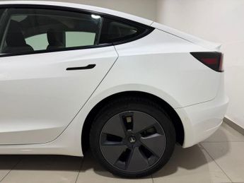 TESLA Model 3 (Dual Motor) Long Range Saloon 4dr Electric Auto 4WDE (346 ps)