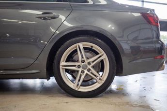 AUDI A4 2.0 TFSI S line Saloon 4dr Petrol S Tronic Euro 6 (s/s) (190 ps)
