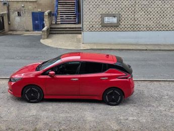 NISSAN LEAF 39kWh N-Connecta Hatchback 5dr Electric Auto (150 ps)