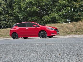 NISSAN LEAF 39kWh N-Connecta Hatchback 5dr Electric Auto (150 ps)