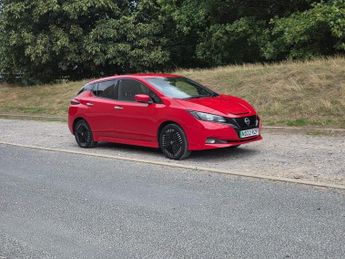NISSAN LEAF 39kWh N-Connecta Hatchback 5dr Electric Auto (150 ps)