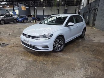 VOLKSWAGEN GOLF 1.6 TDI SE Nav Hatchback 5dr Diesel DSG Euro 6 (s/s) (115 ps)
