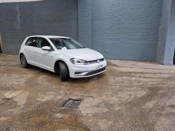 VOLKSWAGEN GOLF 1.6 TDI SE Nav Hatchback 5dr Diesel DSG Euro 6 (s/s) (115 ps)