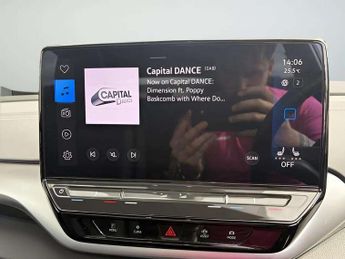 VOLKSWAGEN ID.5 Pro 77kWh Style SUV 5dr Electric Auto (174 ps)