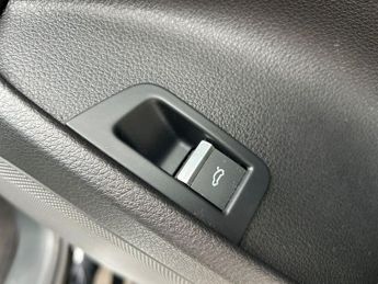 AUDI Q7 3.0 TDI V6 45 S line SUV 5dr Diesel Tiptronic quattro Euro 6 (s/