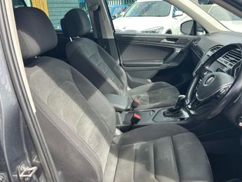 VOLKSWAGEN TIGUAN 1.5 TSI EVO SEL SUV 5dr Petrol DSG Euro 6 (s/s) (150 ps)