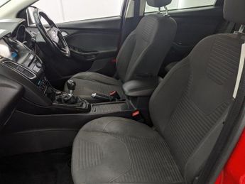 FORD FOCUS 1.5 TDCi Titanium Hatchback 5dr Diesel Manual Euro 6 (s/s) (120 