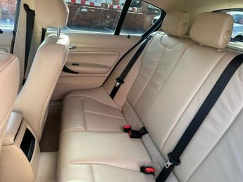 BMW 1 SERIES 2.0 118d SE Hatchback 5dr Diesel Auto Euro 5 (s/s) (143 ps)