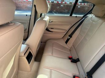 BMW 1 SERIES 2.0 118d SE Hatchback 5dr Diesel Auto Euro 5 (s/s) (143 ps)