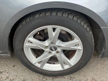 AUDI A4 1.4 TFSI Sport Saloon 4dr Petrol S Tronic Euro 6 (s/s) (150 ps)