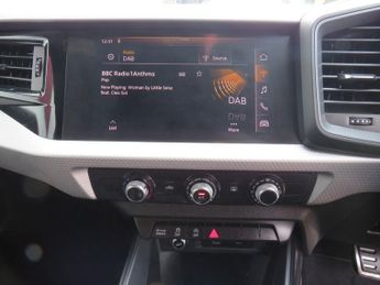 AUDI A1 1.0 TFSI 30 S line Sportback 5dr Petrol S Tronic Euro 6 (s/s) (1