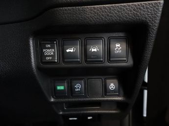 NISSAN X-TRAIL 1.7 dCi Tekna SUV 5dr Diesel CVT 4WD Euro 6 (s/s) (150 ps)