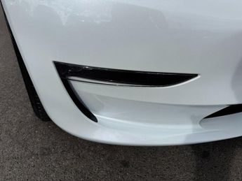 TESLA Model 3 (Dual Motor) Performance Saloon 4dr Electric Auto 4WDE (Performa