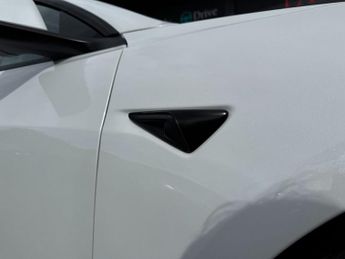 TESLA Model 3 (Dual Motor) Performance Saloon 4dr Electric Auto 4WDE (Performa