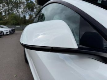 TESLA Model 3 (Dual Motor) Performance Saloon 4dr Electric Auto 4WDE (Performa