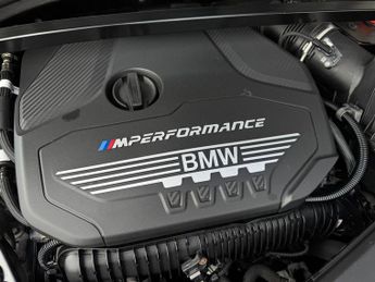 BMW 1 SERIES 2.0 M135i Hatchback 5dr Petrol Auto xDrive Euro 6 (s/s) (306 ps)