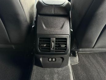 BMW 1 SERIES 2.0 M135i Hatchback 5dr Petrol Auto xDrive Euro 6 (s/s) (306 ps)