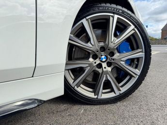 BMW 1 SERIES 2.0 M135i Hatchback 5dr Petrol Auto xDrive Euro 6 (s/s) (306 ps)