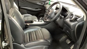 MG MG HS 1.5 T-GDI 16.6kWh Trophy SUV 5dr Petrol Plug-in Hybrid Auto Euro