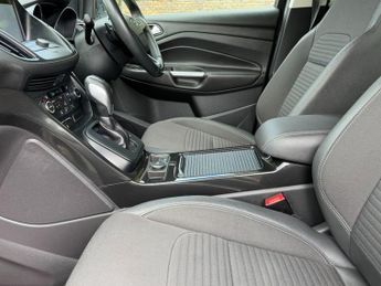 FORD KUGA 1.5 TDCi Titanium SUV 5dr Diesel Powershift Euro 6 (s/s) (120 ps