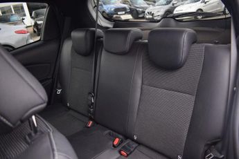 TOYOTA YARIS 1.5 VVT-h Excel Hatchback 5dr Petrol Hybrid E-CVT Euro 6 (s/s) (
