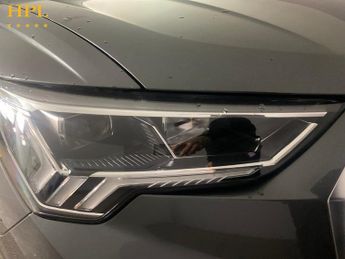 AUDI Q3 1.5 TFSI CoD 35 S line SUV 5dr Petrol S Tronic Euro 6 (s/s) (150