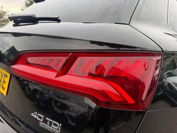 AUDI Q5 2.0 TDI 40 S line SUV 5dr Diesel S Tronic quattro Euro 6 (s/s) (