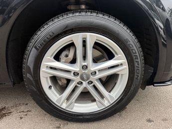 AUDI Q5 2.0 TDI 40 S line SUV 5dr Diesel S Tronic quattro Euro 6 (s/s) (