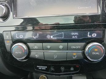 NISSAN QASHQAI 1.6 dCi N-Connecta SUV 5dr Diesel XTRON 2WD Euro 6 (s/s) (130 ps