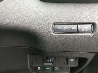 NISSAN QASHQAI 1.6 dCi N-Connecta SUV 5dr Diesel XTRON 2WD Euro 6 (s/s) (130 ps