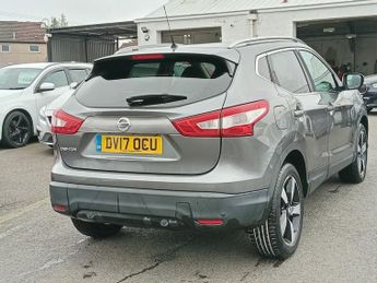 NISSAN QASHQAI 1.6 dCi N-Connecta SUV 5dr Diesel XTRON 2WD Euro 6 (s/s) (130 ps