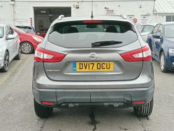 NISSAN QASHQAI 1.6 dCi N-Connecta SUV 5dr Diesel XTRON 2WD Euro 6 (s/s) (130 ps