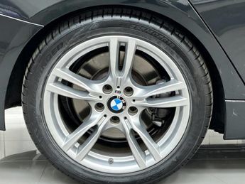 BMW 3 SERIES 3.0 330d M Sport Saloon 4dr Diesel Auto Euro 6 (s/s) (258 ps)