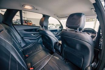 MERCEDES-BENZ GLC 2.1 GLC220d SE (Executive) SUV 5dr Diesel G-Tronic 4MATIC Euro 6