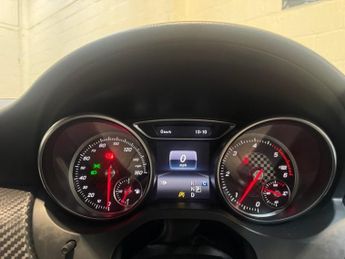 MERCEDES-BENZ A CLASS 2.1 A200d AMG Line (Premium) Hatchback 5dr Diesel 7G-DCT Euro 6 