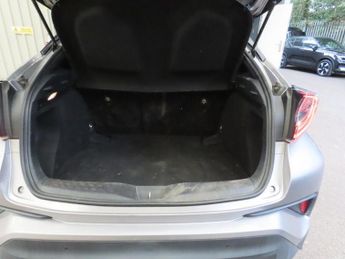 TOYOTA C-HR 1.8 VVT-h Dynamic SUV 5dr Petrol Hybrid CVT Euro 6 (s/s) (122 ps
