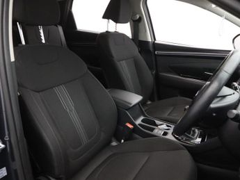HYUNDAI TUCSON 1.6 T-GDi Premium SUV 5dr Petrol Manual Euro 6 (s/s) (150 ps)