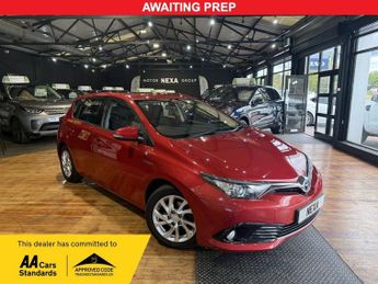 Toyota Auris 1.8 VVT-h Icon Hatchback 5dr Petrol Hybrid CVT Euro 6 (s/s) (136