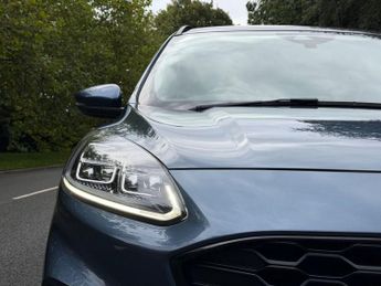 FORD KUGA 2.5 EcoBoost Duratec 14.4kWh ST-Line X SUV 5dr Auto Petrol Plug-