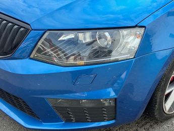 SKODA OCTAVIA 2.0 TDI vRS Hatchback 5dr Diesel DSG Euro 6 (s/s) (SNav) (184 ps