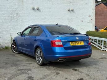 SKODA OCTAVIA 2.0 TDI vRS Hatchback 5dr Diesel DSG Euro 6 (s/s) (SNav) (184 ps
