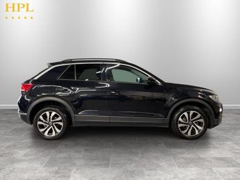 VOLKSWAGEN T-ROC 1.5 TSI EVO Active SUV 5dr Petrol DSG Euro 6 (s/s) (150 ps)