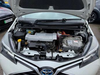 TOYOTA YARIS 1.5 VVT-h Sport Hatchback 5dr Petrol Hybrid E-CVT Euro 6 (101 ps