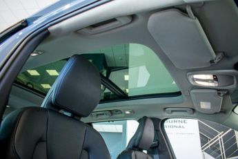 VOLVO XC90 2.0 B5 MHEV Plus SUV 5dr Diesel Hybrid Auto 4WD Euro 6 (s/s) (23