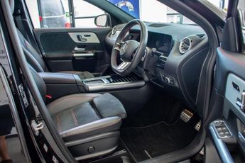 MERCEDES-BENZ GLA 2.0 GLA220d AMG Line (Premium Plus) SUV 5dr Diesel 8G-DCT 4MATIC