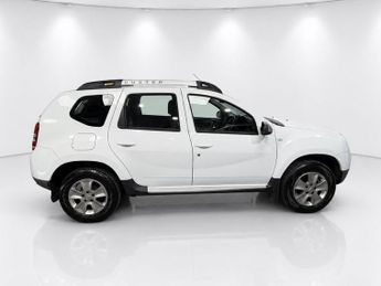 DACIA DUSTER 1.5 dCi Laureate SUV 5dr Diesel EDC Euro 6 (s/s) (110 ps)